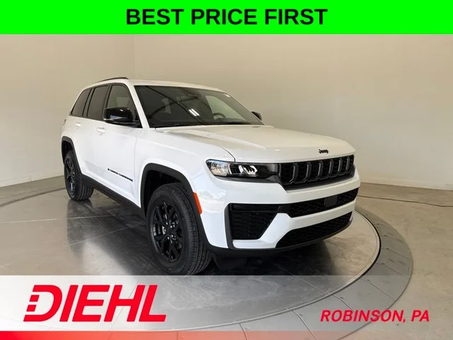 2026 Jeep Grand Cherokee Laredo Altitude