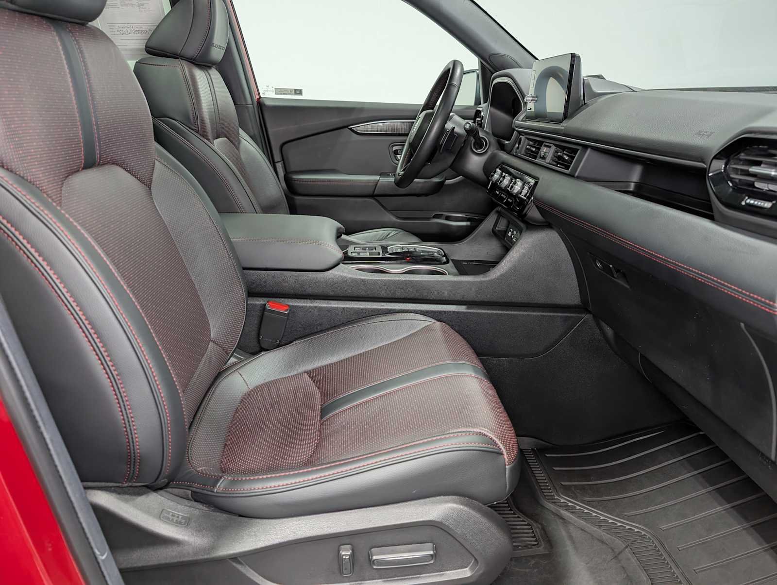 Used 2025 Radiant Red Metallic II Honda Black Edition image 44