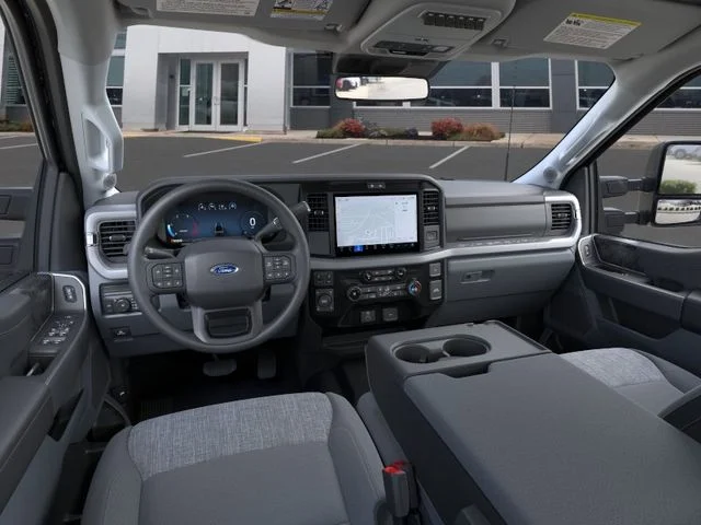 2025 Ford F-250 Super Duty XLT - Photo 9