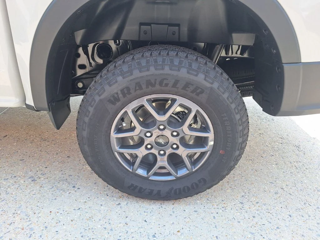 New 2026 Avalanche Ford XLT image 14