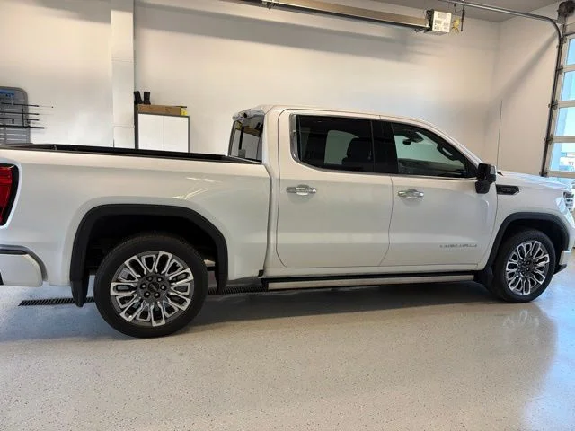 Used 2024 White GMC Denali Ultimate image 15