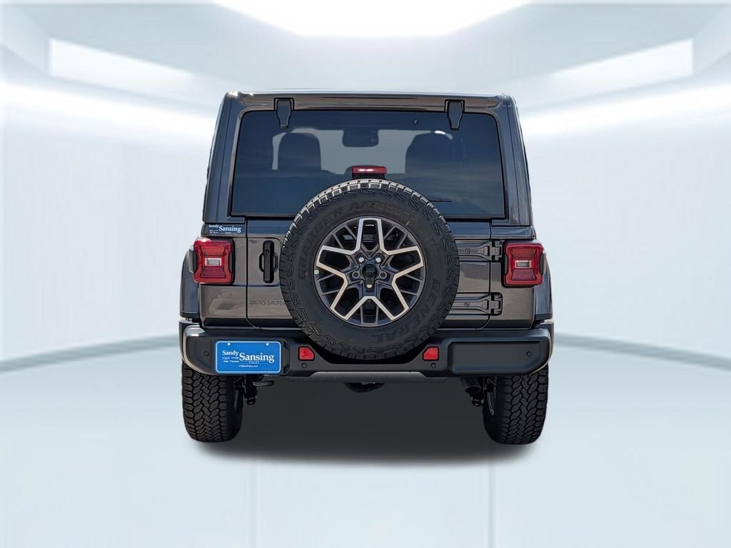 New 2026 Granite Crystal Metallic Clear-Coat Exterior Paint Jeep Sahara image 6