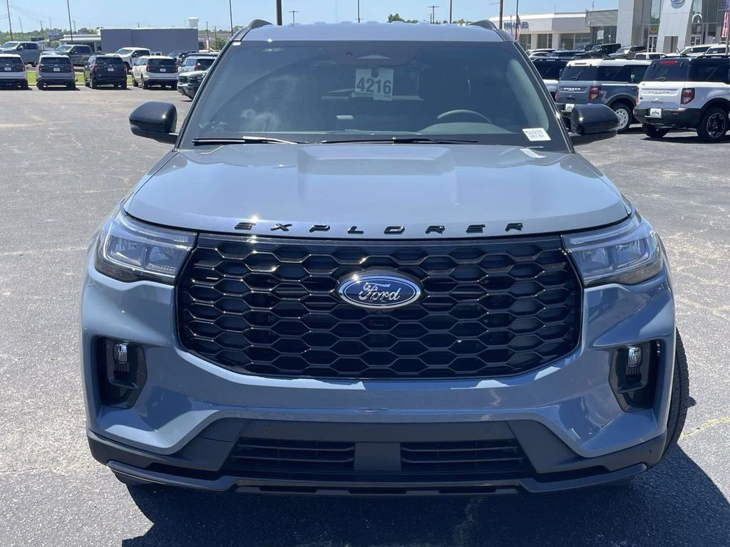 New 2026 Vapor Blue Metallic Ford ST-Line image 8