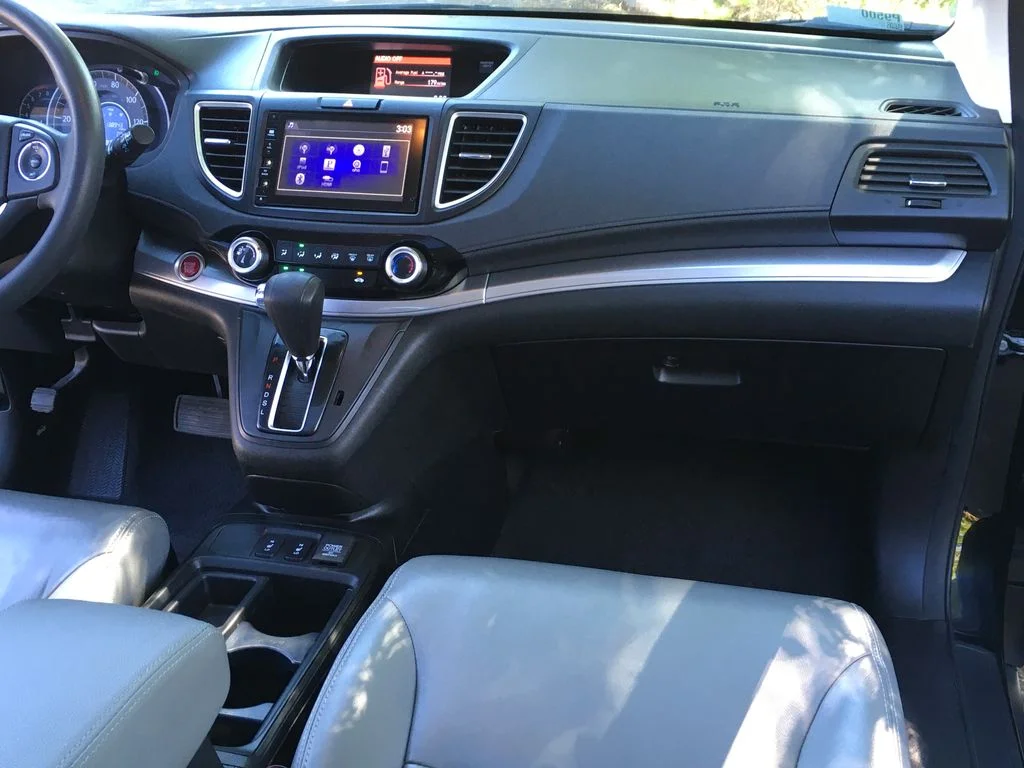 Used 2015  Honda EX image 31