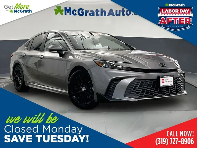 2025 Toyota Camry SE