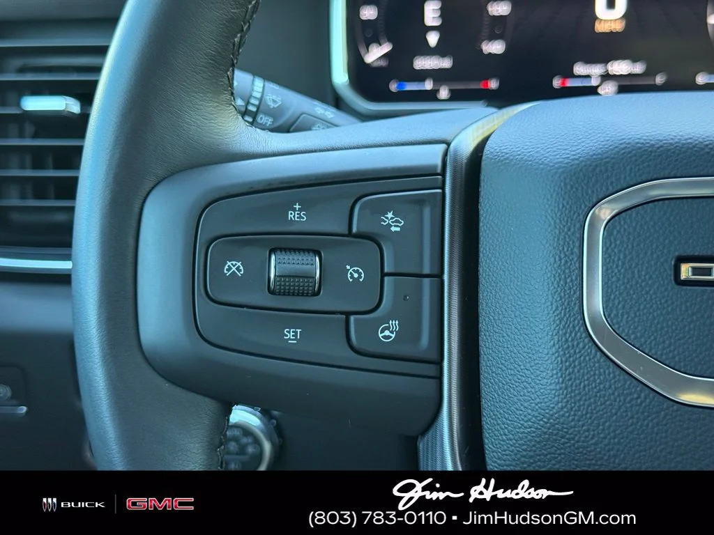 Used 2026 Glacier White Tricoat GMC Denali Ultimate image 30