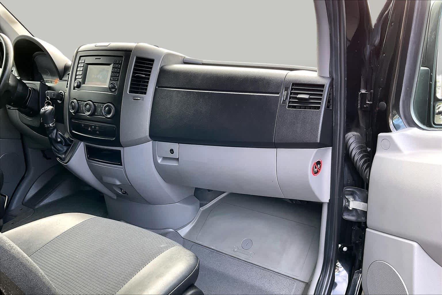 Used 2018 Obsidian Black Metallic Mercedes-Benz  image 18