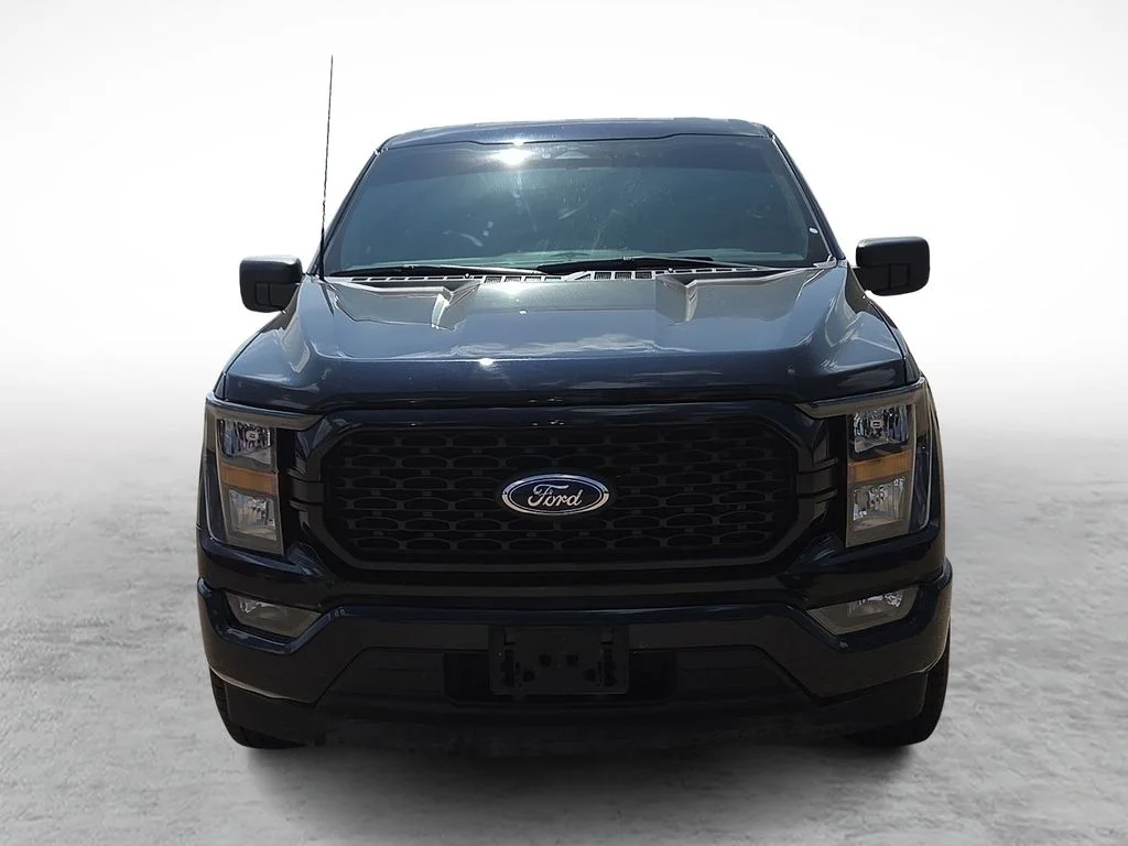 Used 2023 Blue Ford XL image 3