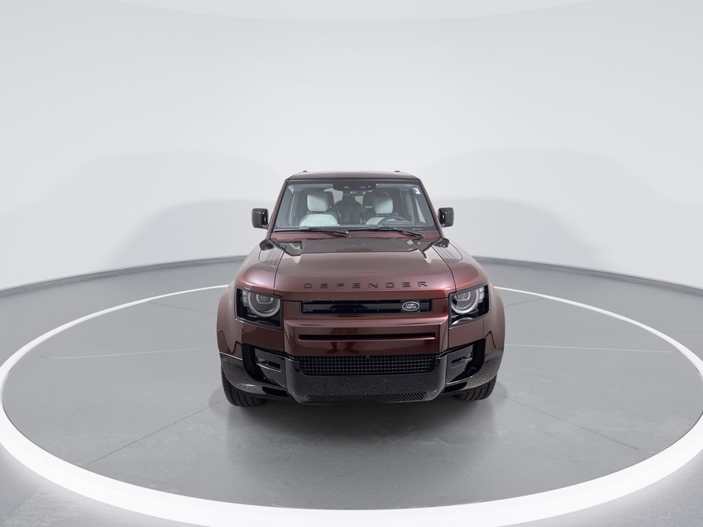 New 2026 Sedona Red Land Rover X-Dynamic SE image 3