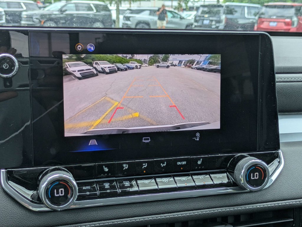 2026 Chevrolet Colorado LT - Photo 21