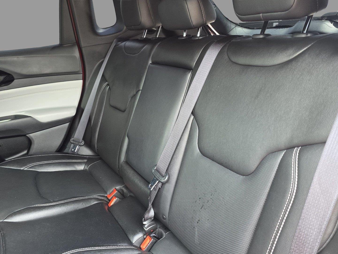 Used 2025 Velvet Red Pearlcoat Jeep Altitude X image 26