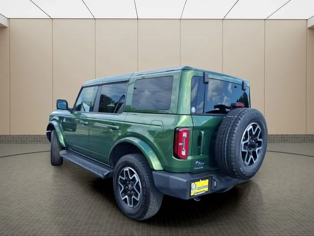 Used 2025 Green Ford Outer Banks image 12