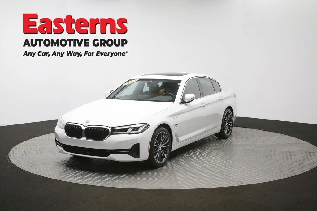 Used 2023 White BMW 530e iPerformance image 59