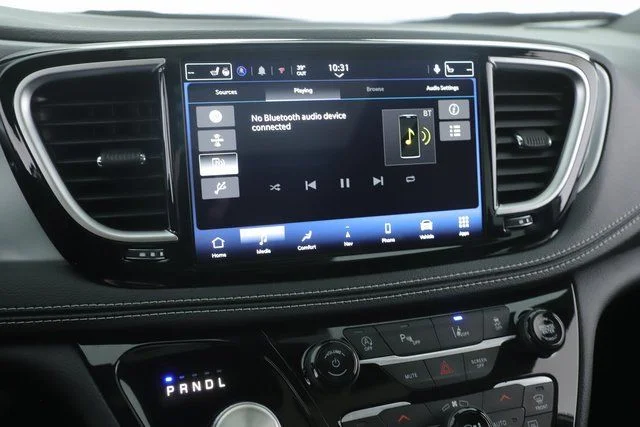 2026 Chrysler Pacifica Limited - Photo 25