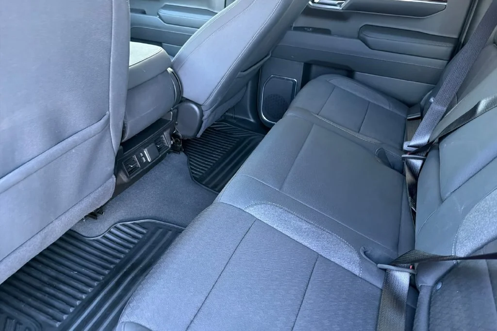 Used 2024 Titanium Rush Metallic GMC Elevation image 16