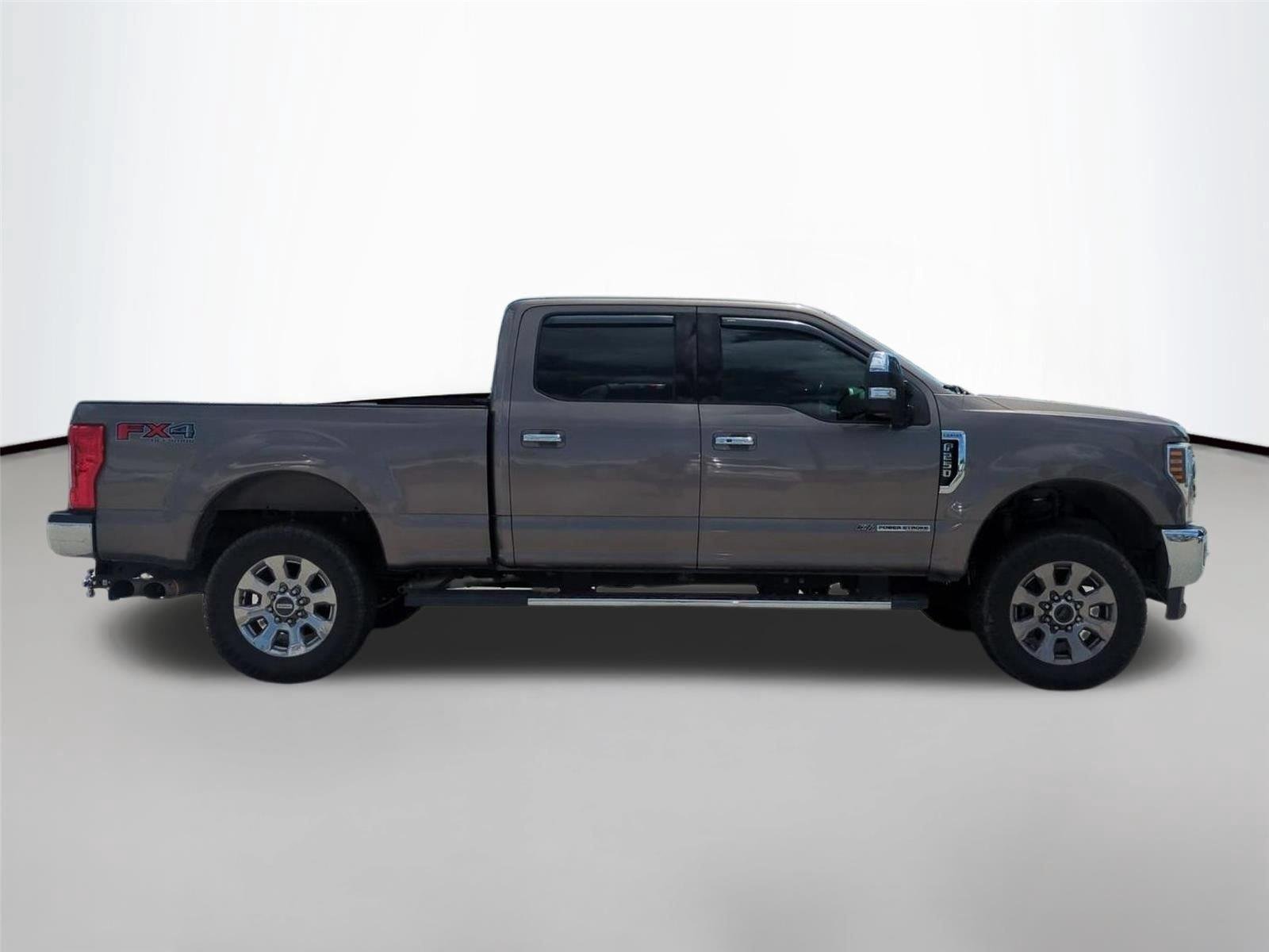 Used 2018 Stone Gray Metallic Ford LARIAT image 3