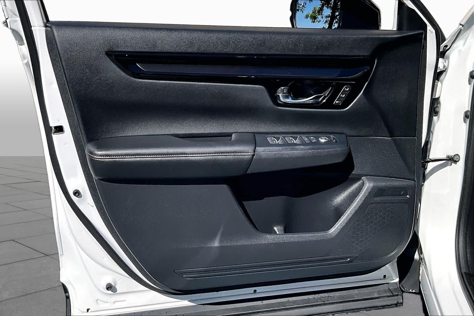 2025 Honda CR-V Sport Touring - Photo 22