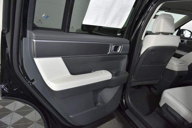 New 2026 Black Hyundai SE AWD image 68