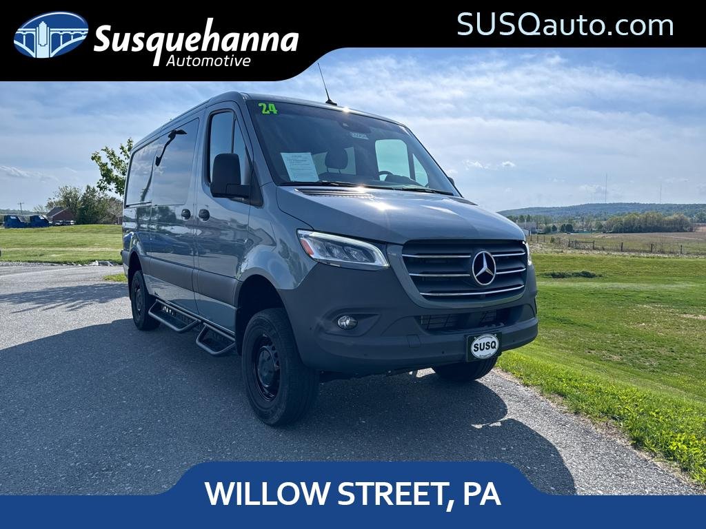 2024 Mercedes-Benz Sprinter 2500 144 WB 4x4's photo