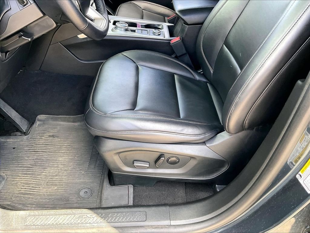 Used 2024 Stone Blue Metallic Ford XLT image 34