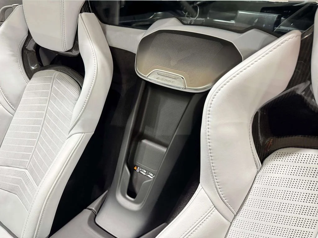 2024 Chevrolet Corvette 3LZ - Photo 23