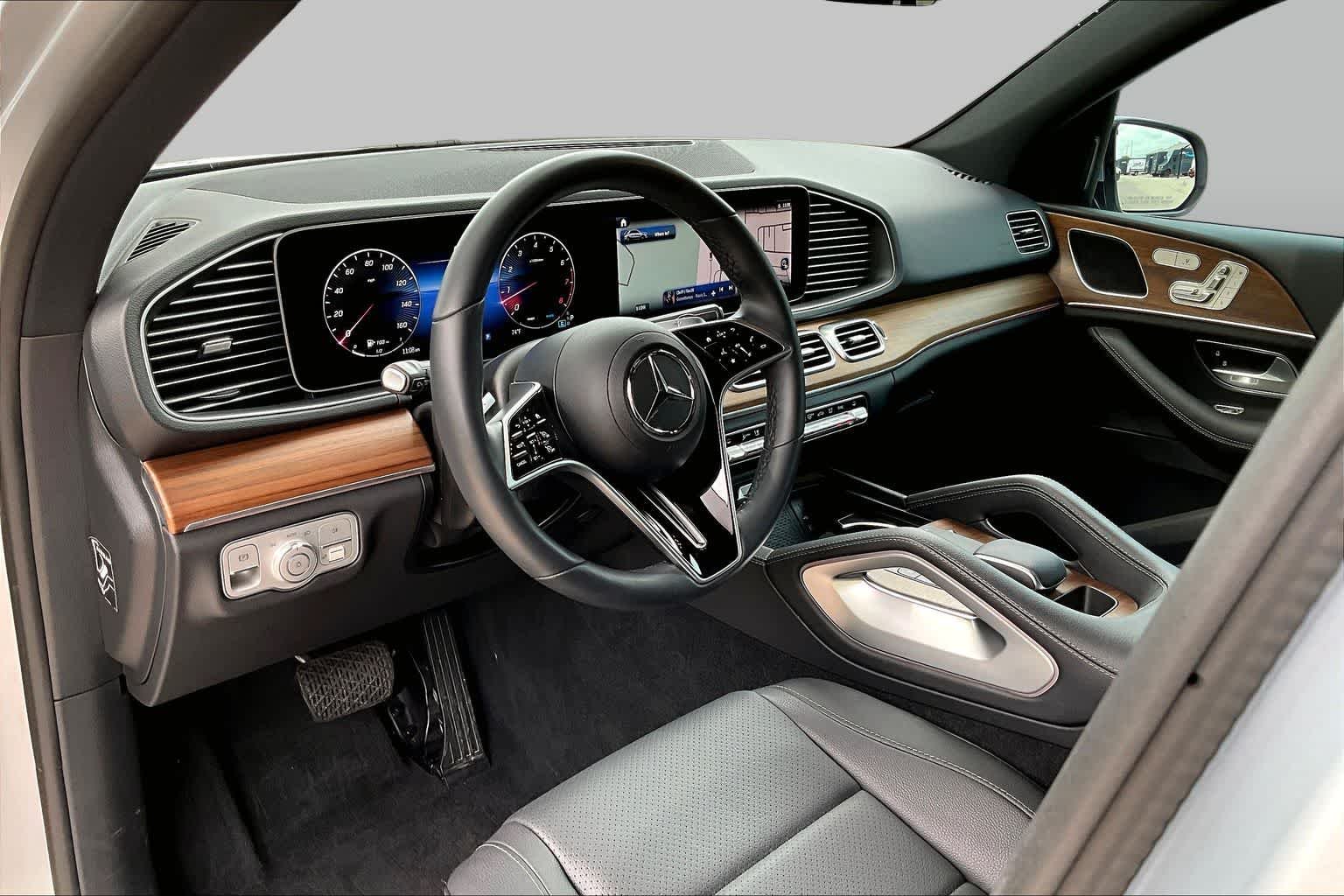 2025 Mercedes-Benz GLE GLE350 - Photo 18