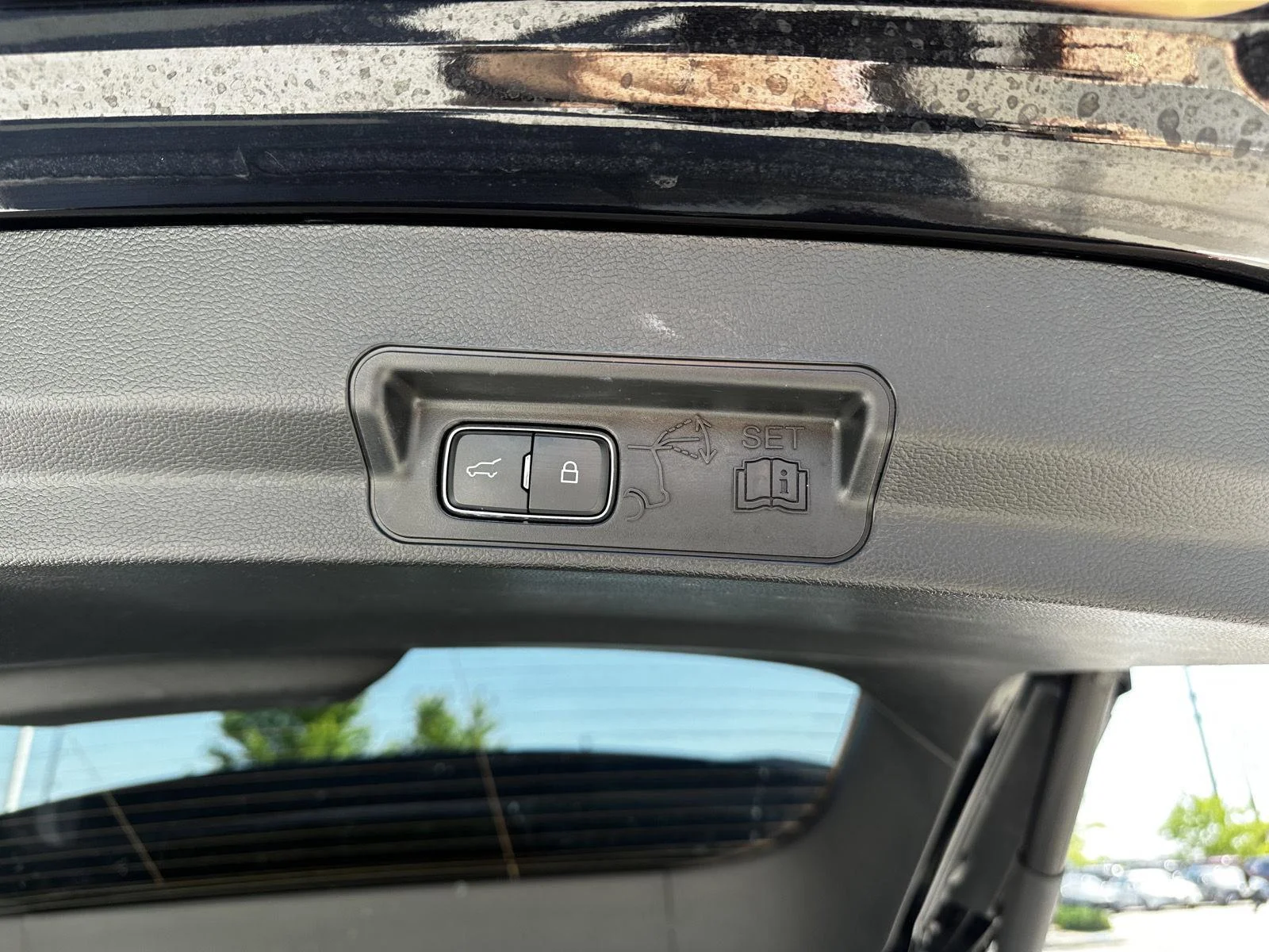 2023 Ford Explorer Limited - Photo 24