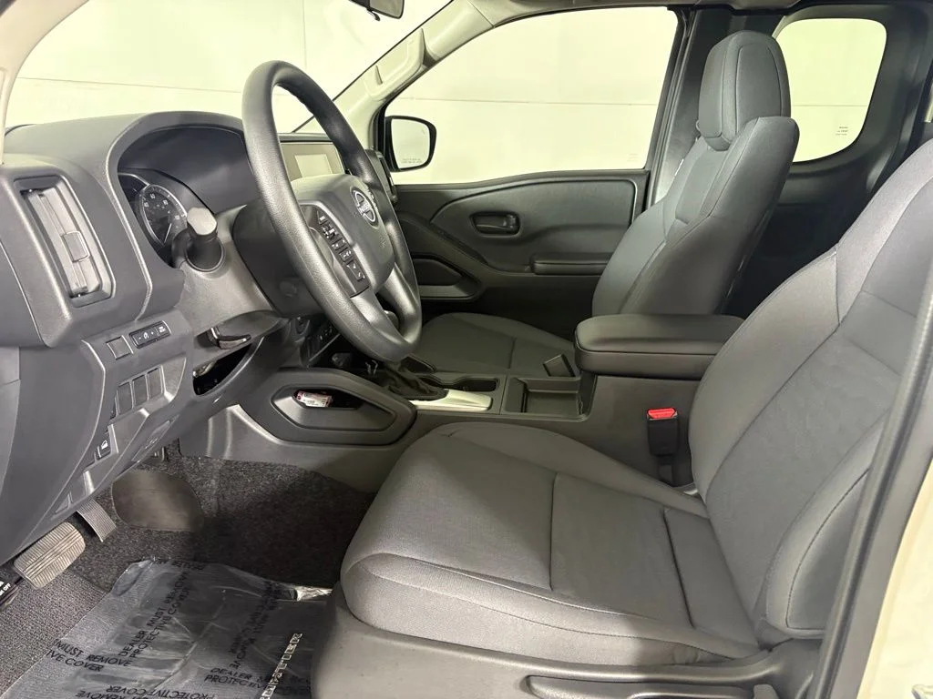 New 2026 Glacier White Nissan King Cab® S image 18