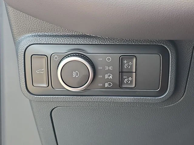2026 Ford Explorer Platinum - Photo 21