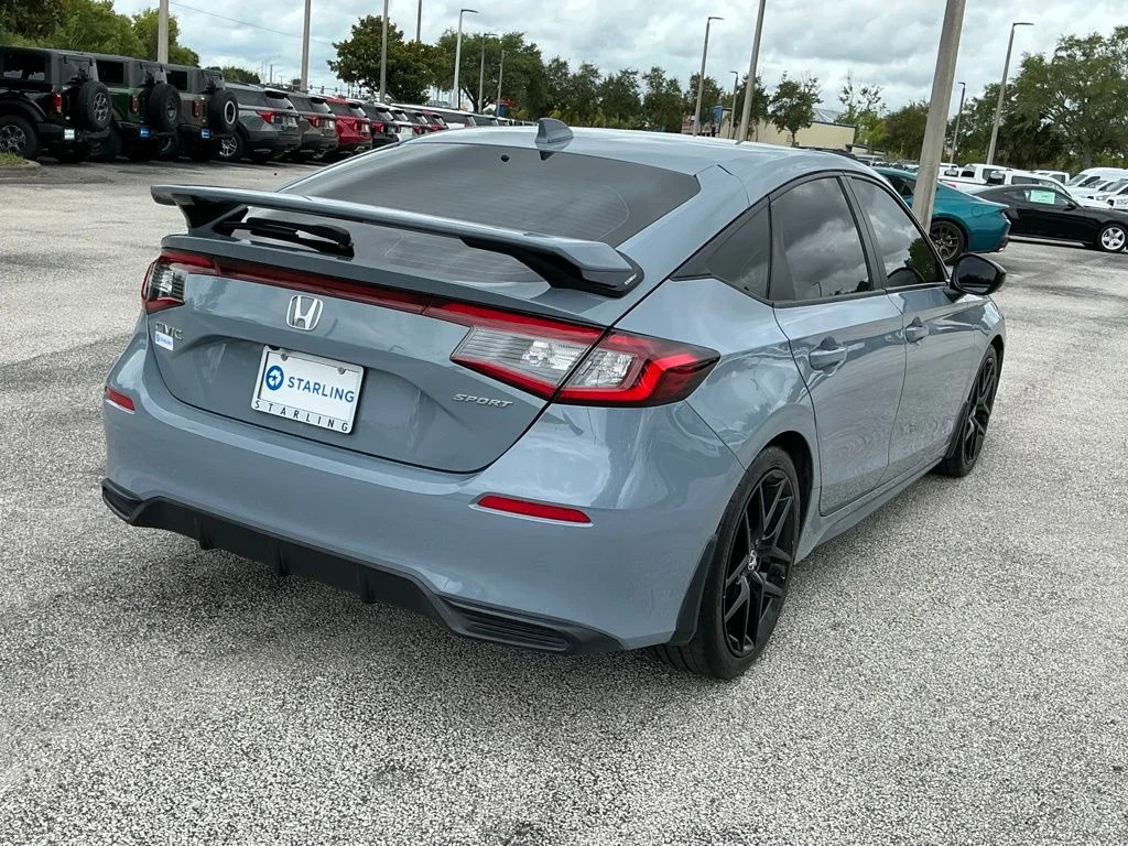 Used 2023  Honda Sport image 8