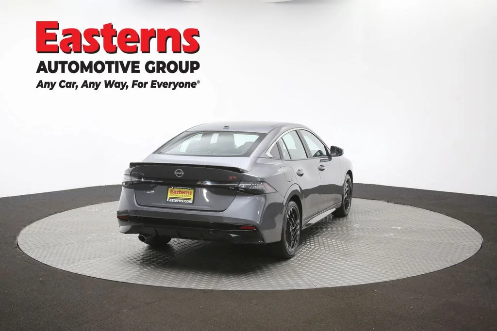 Used 2026 Gray Nissan SR image 37