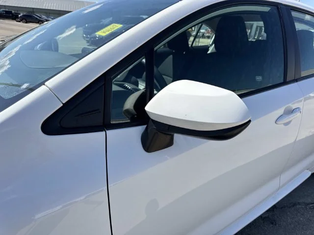 Used 2025 White Toyota LE image 11