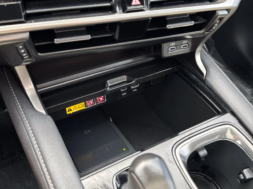 Used 2025 White Lexus 350h F SPORT Design image 25
