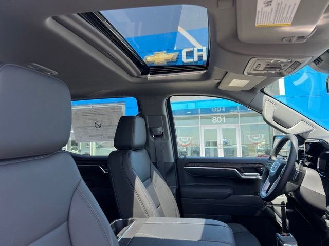 2026 GMC Sierra 1500 SLT - Photo 13