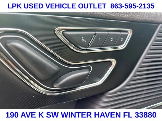 Used 2020 Red Lincoln Standard image 16