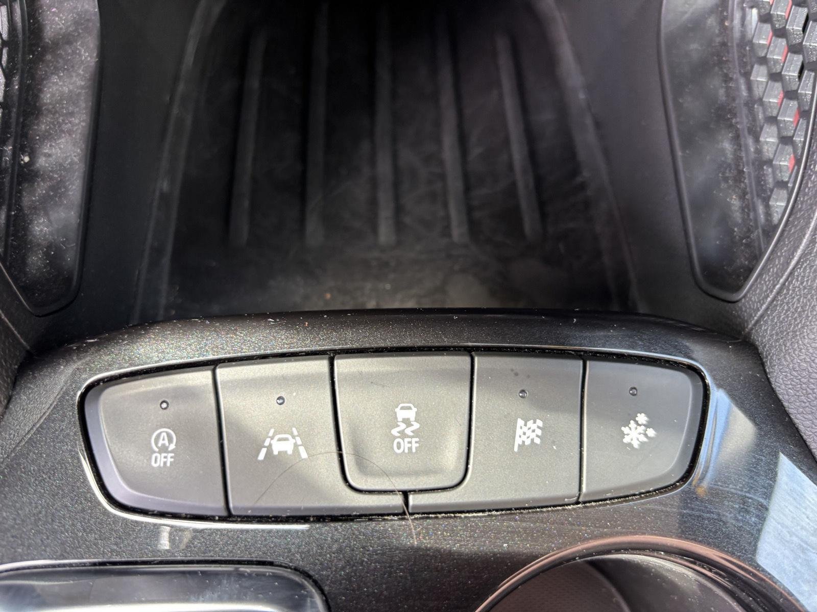 Used 2023 Summit White Chevrolet RS image 26