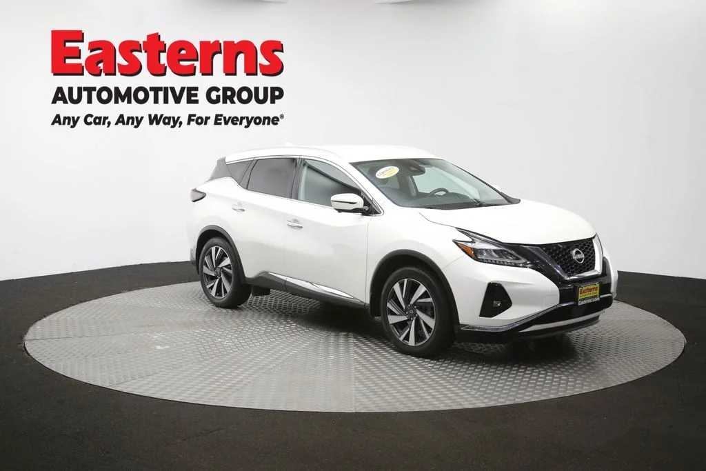 Used 2023 White Nissan SL image 49