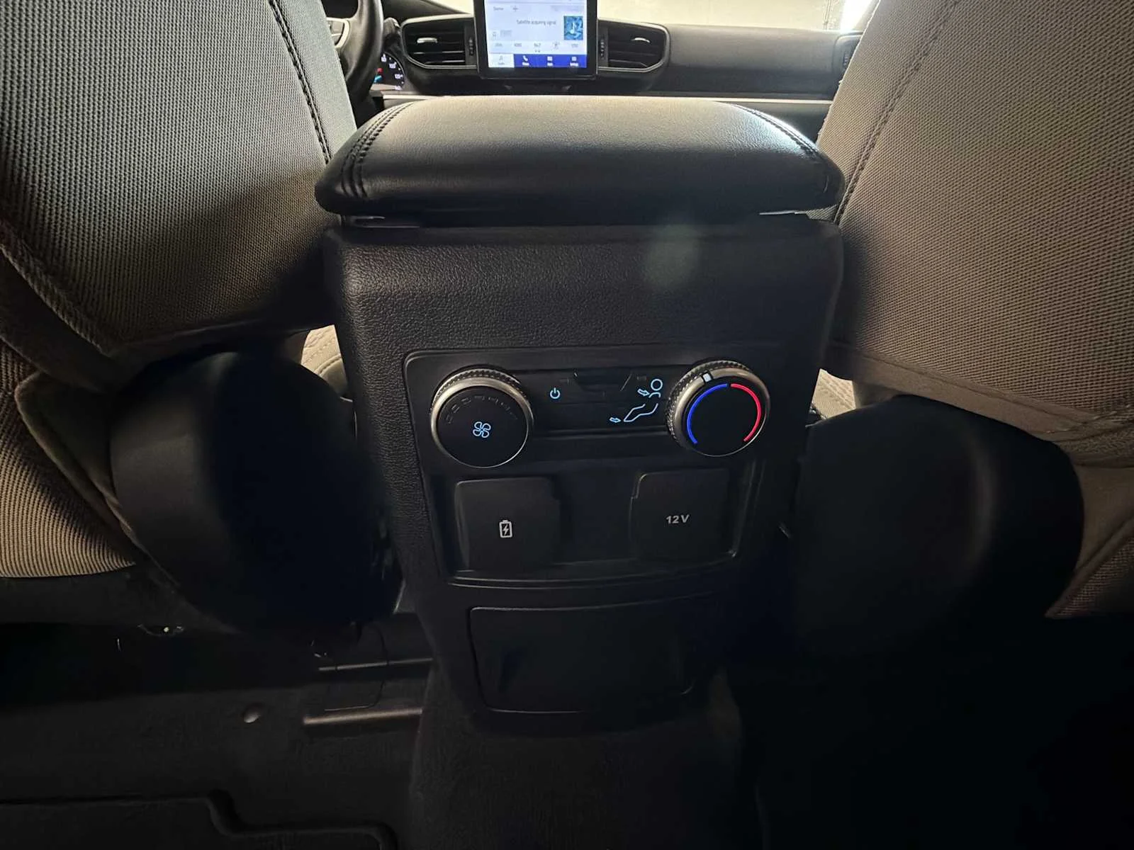 Used 2022 Iconic Silver Metallic Ford XLT image 21