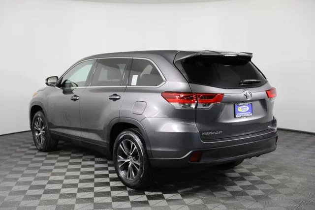 Used 2019 Gray Toyota LE image 25