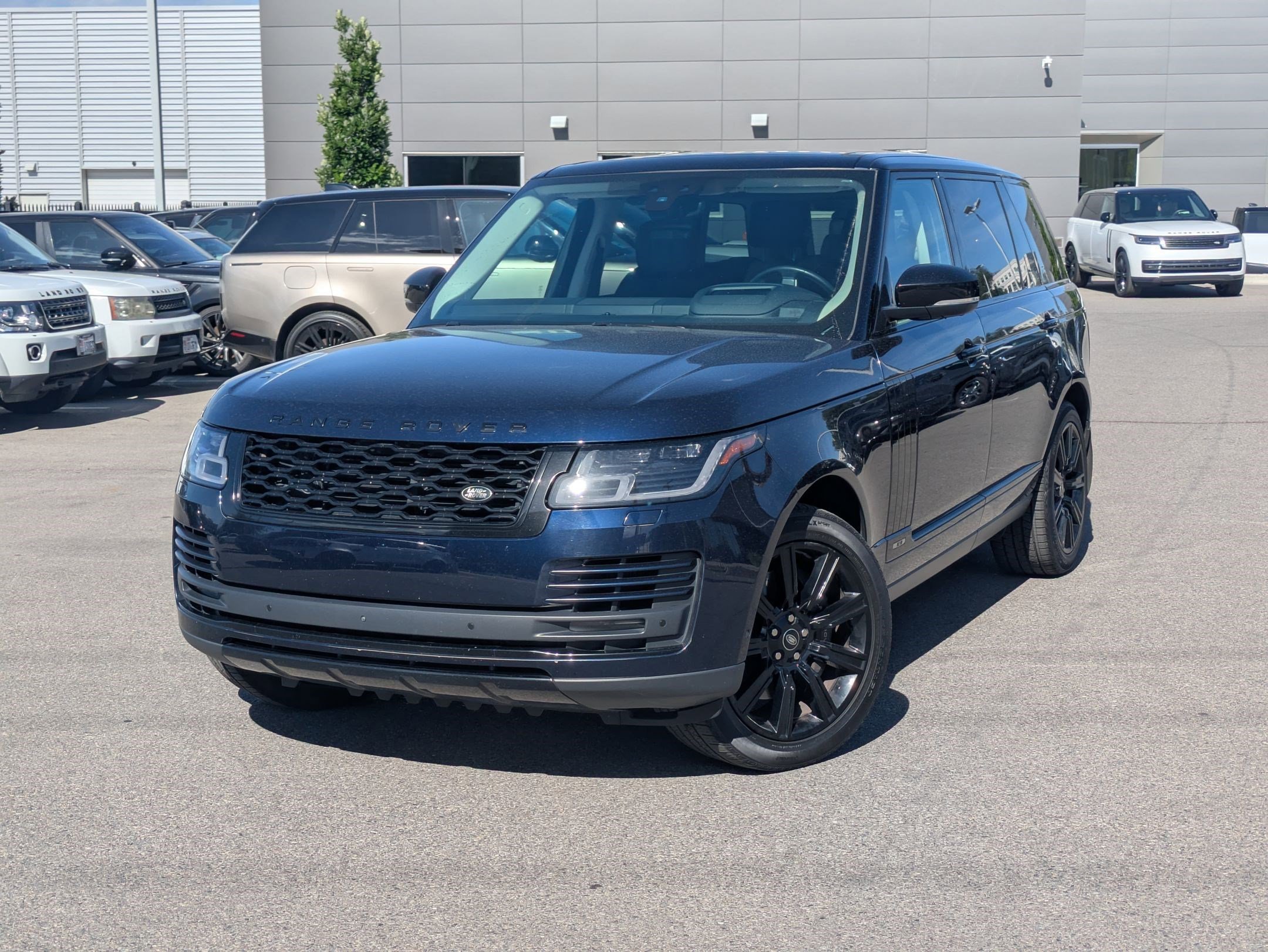 2021 Land Rover Range Rover 5.0 HSE Wesminster LWB's photo