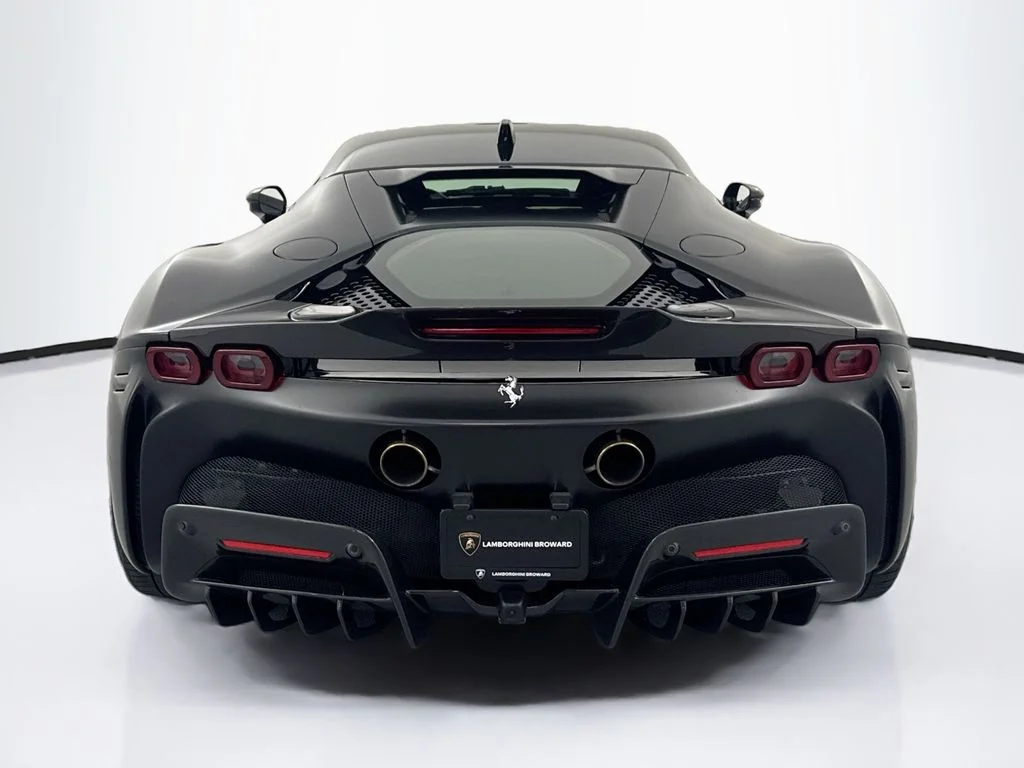 Used 2023 Red Ferrari  image 6