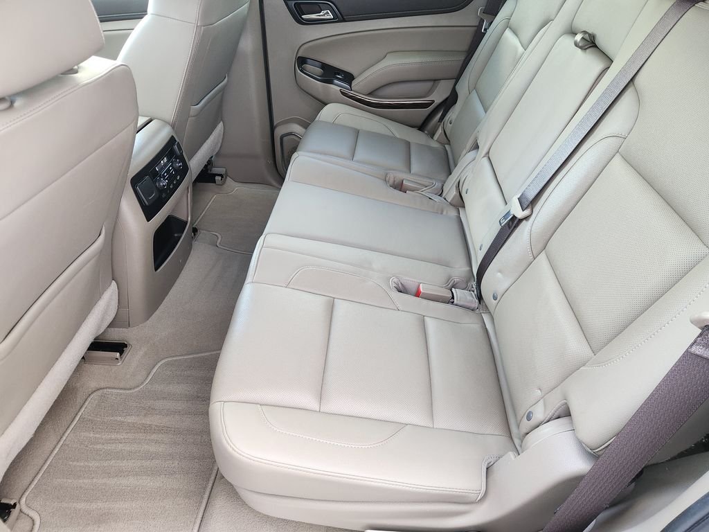 Used 2019 Pepperdust Metallic GMC SLT image 31