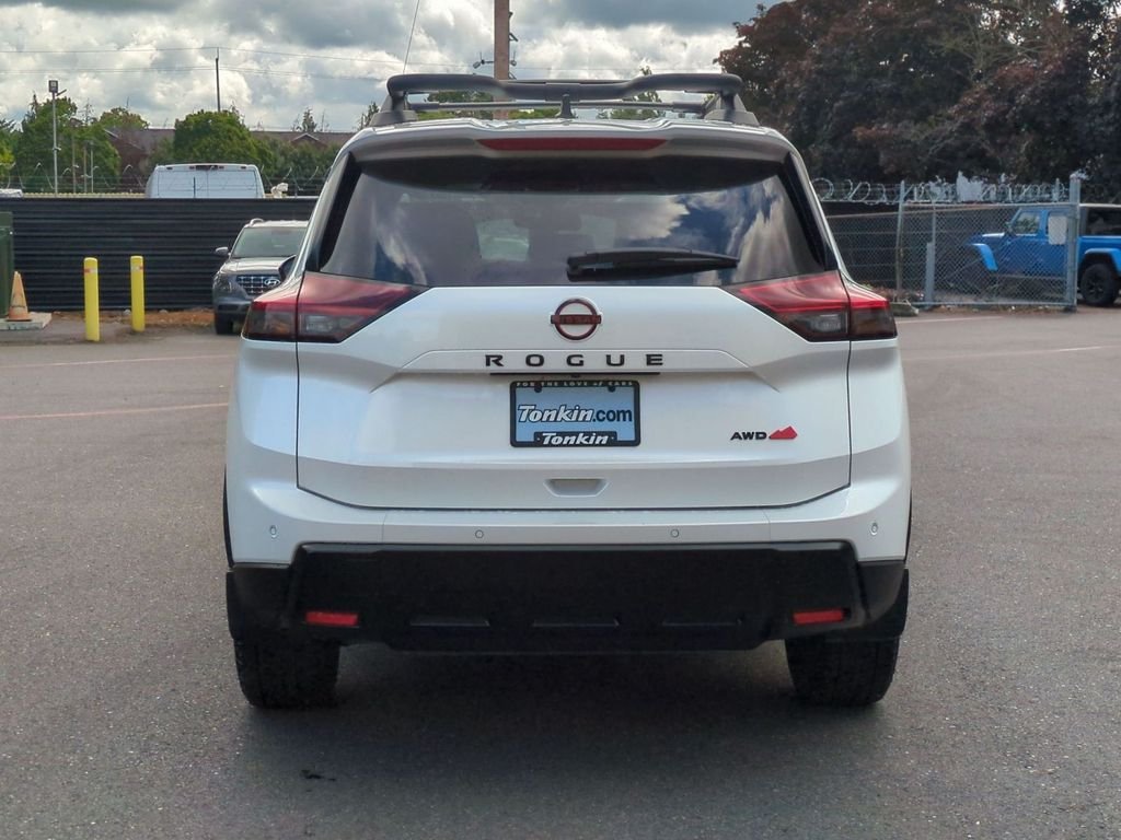 Used 2026 White Nissan Rock Creek image 5