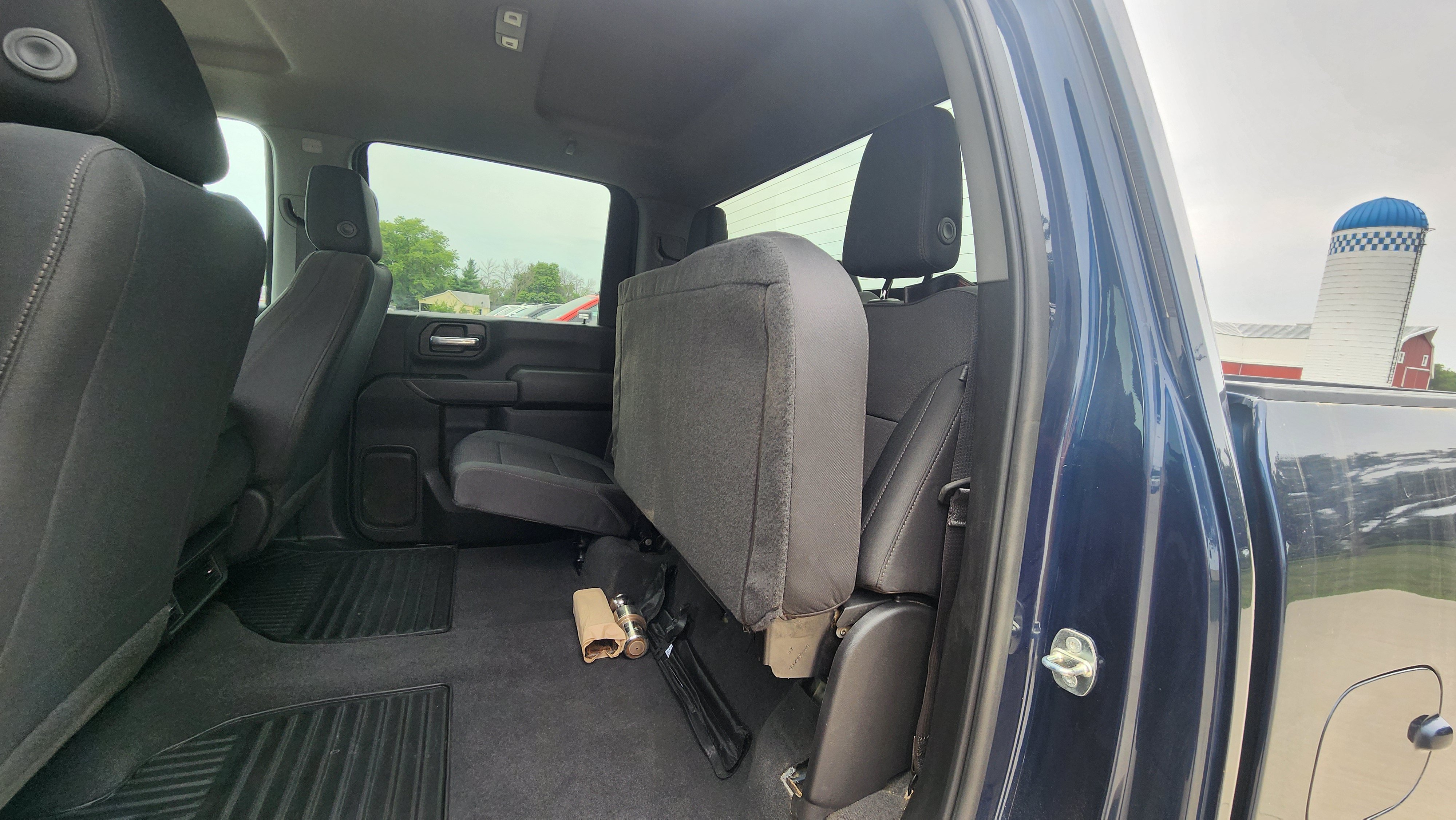 Used 2022 Northsky Blue Metallic Chevrolet Custom image 18