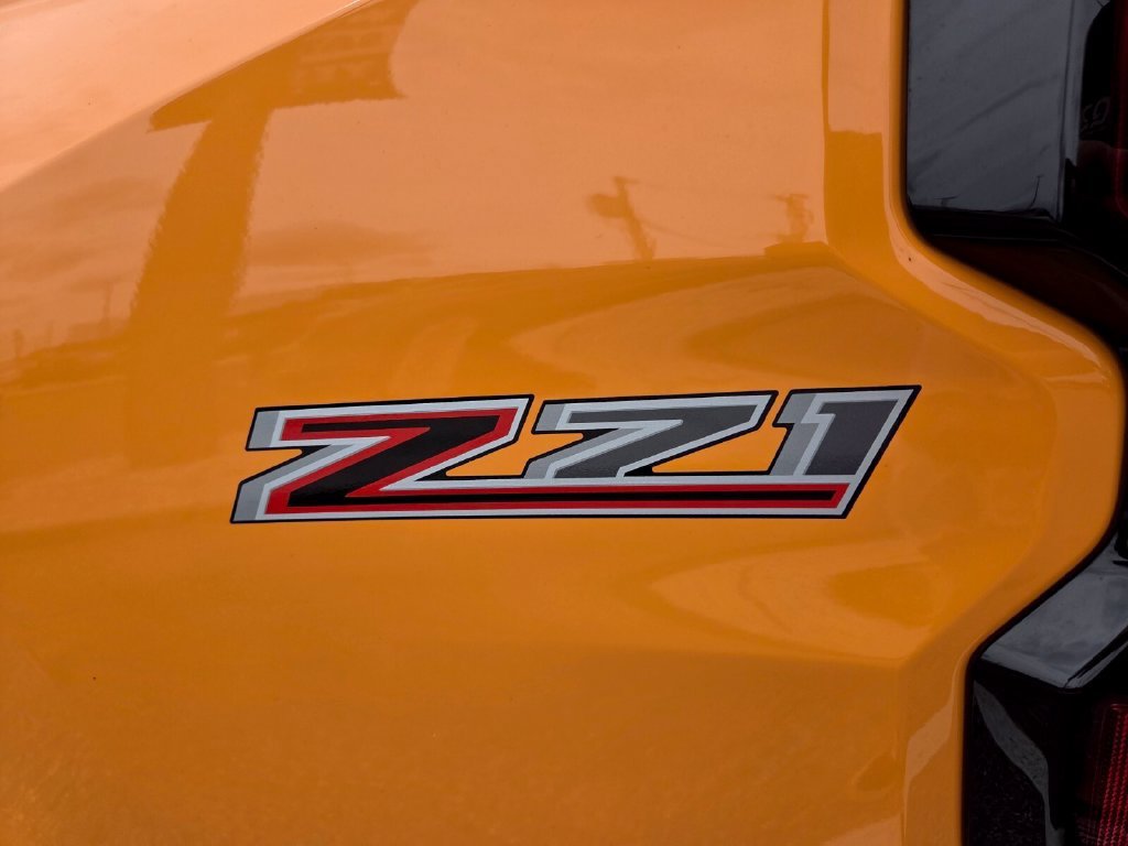 2025 Chevrolet Colorado Z71 - Photo 13