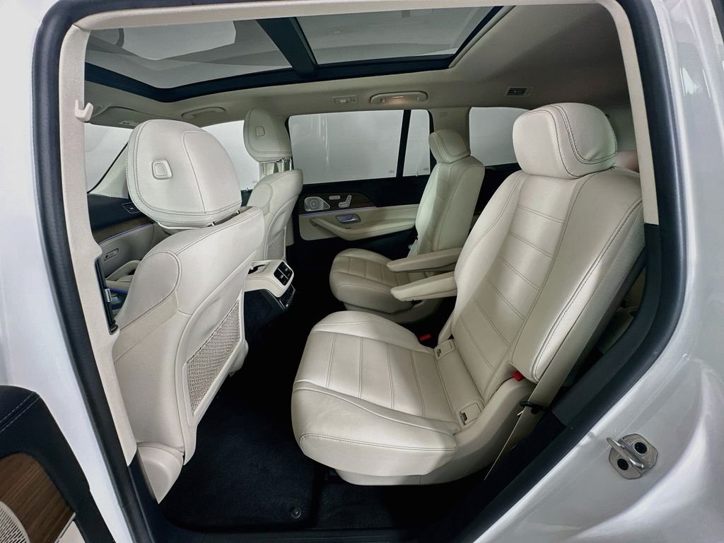 Certified Used 2024  Mercedes-Benz GLS 450 image 25