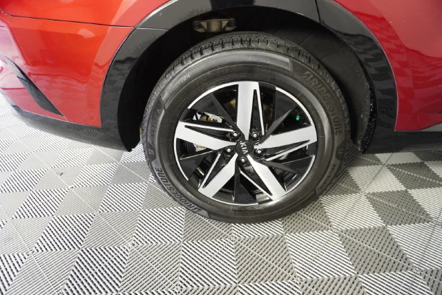 Used 2021 Red Kia EX image 13