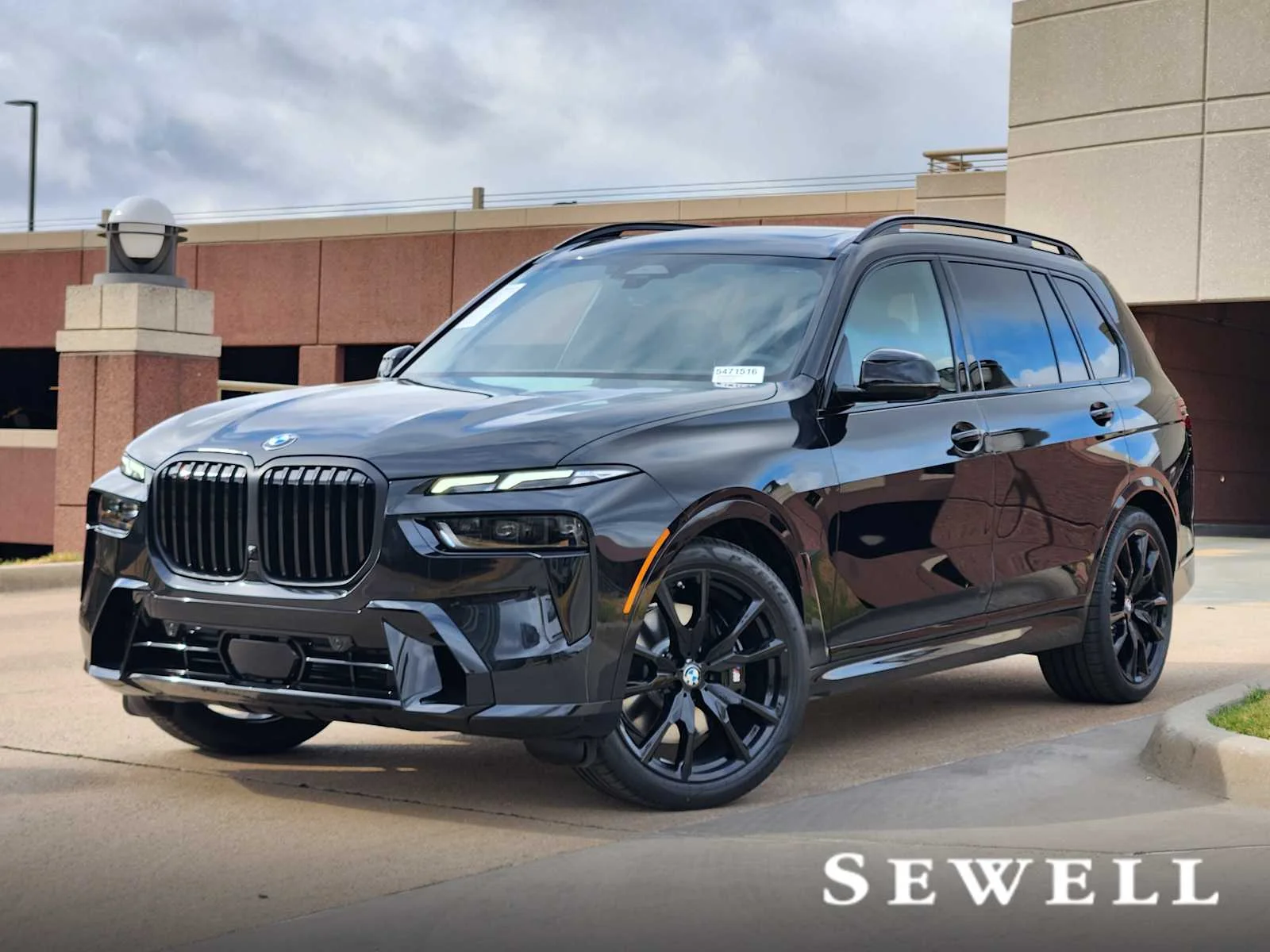 2027 BMW X7