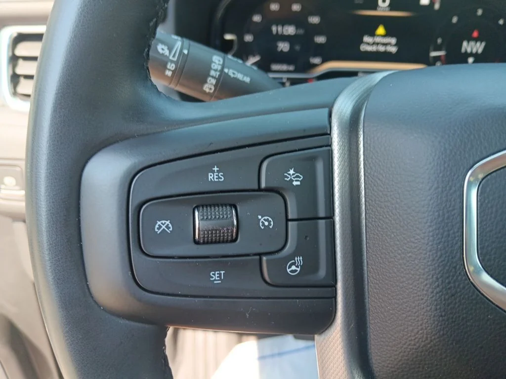 Used 2023 Onyx Black GMC Denali image 16