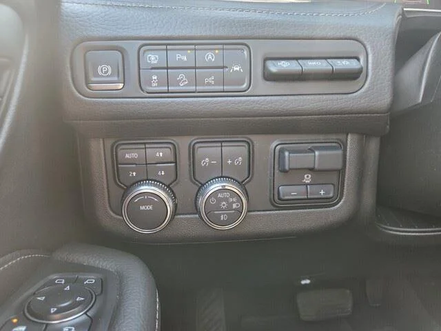 Used 2024 Summit White GMC Denali image 14